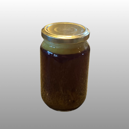 Huisgemaakte runderbouillon van Boerderij Ruimzicht, langzaam getrokken en puur van smaak.